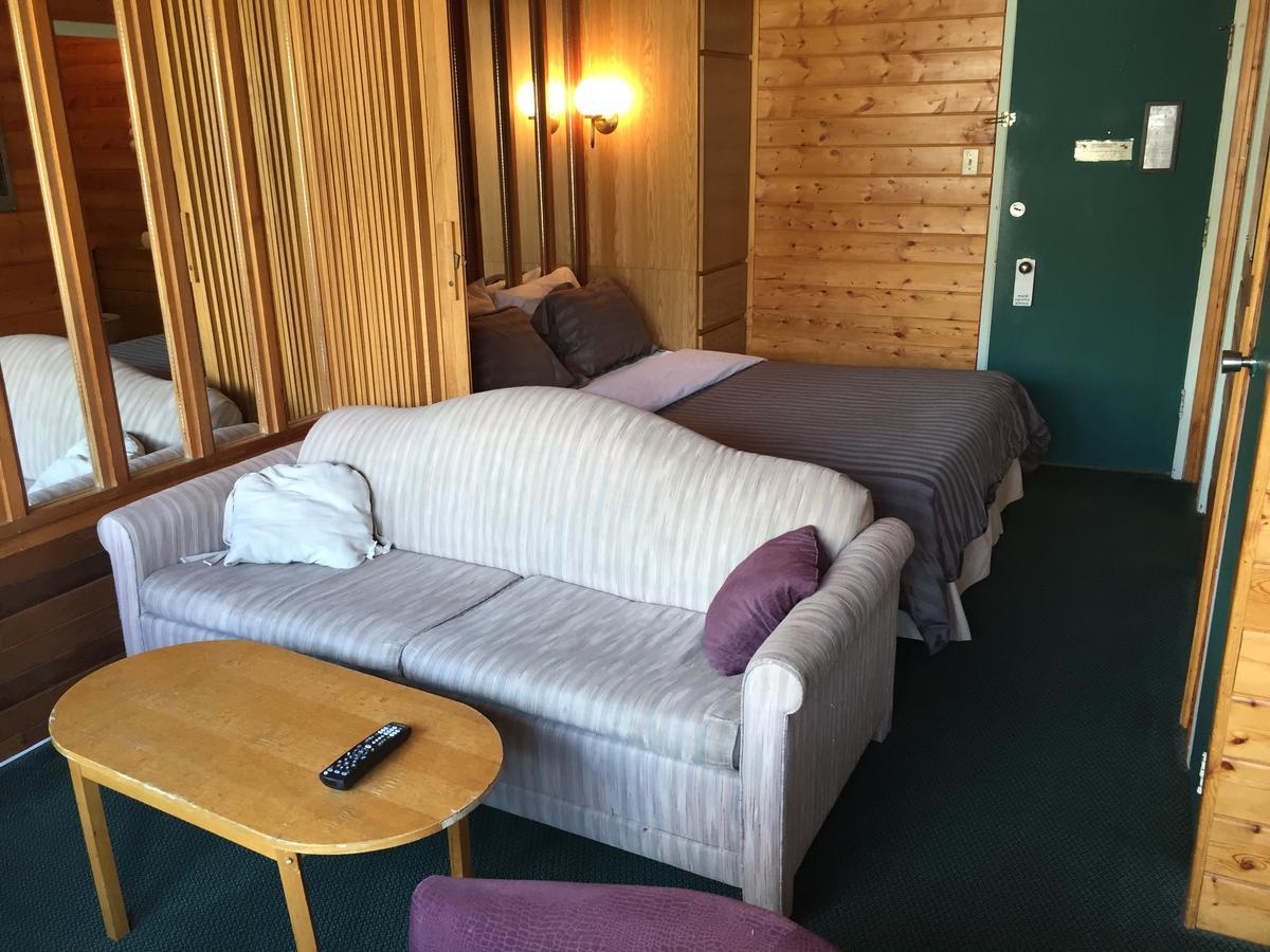 Falcon Lake Hotel Zewnętrze zdjęcie